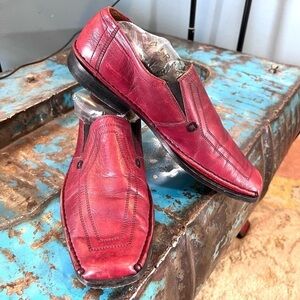 Fratelli,Rich Wine Leather,SlipOn Loafers,Elastic Darts,Support Comfort,Size 8.5